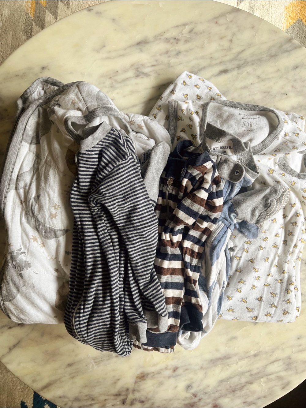 Burt’s Bees Sleepwear Bundle 5 pcs - Sz 18M